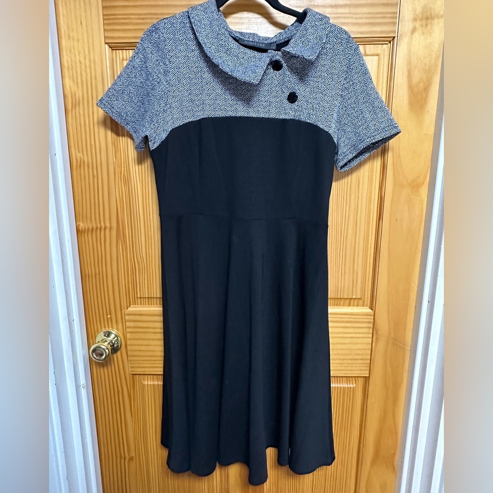 Homeyee Aline colorblock dress. Size 10